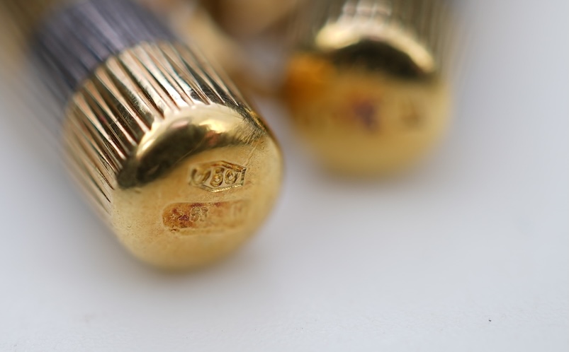 Tiffany & Co., a pair of gold cufflinks